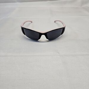 New Balance Women Sunglasses NBSUN513-10‎ Breast Cancer Awareness
